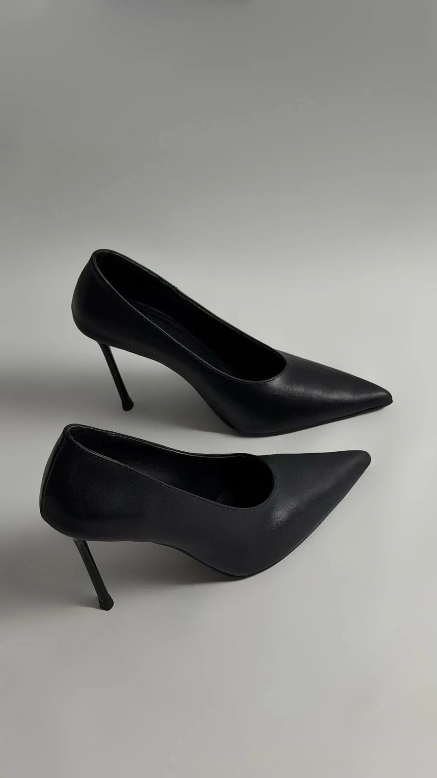 VALERÉN Black Leather Convertible Stiletto Boots