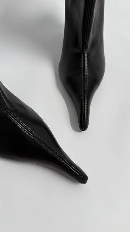 SELVÉRA Black Stretch Heeled Boots