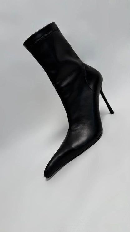 SELVÉRA Black Stretch Heeled Boots