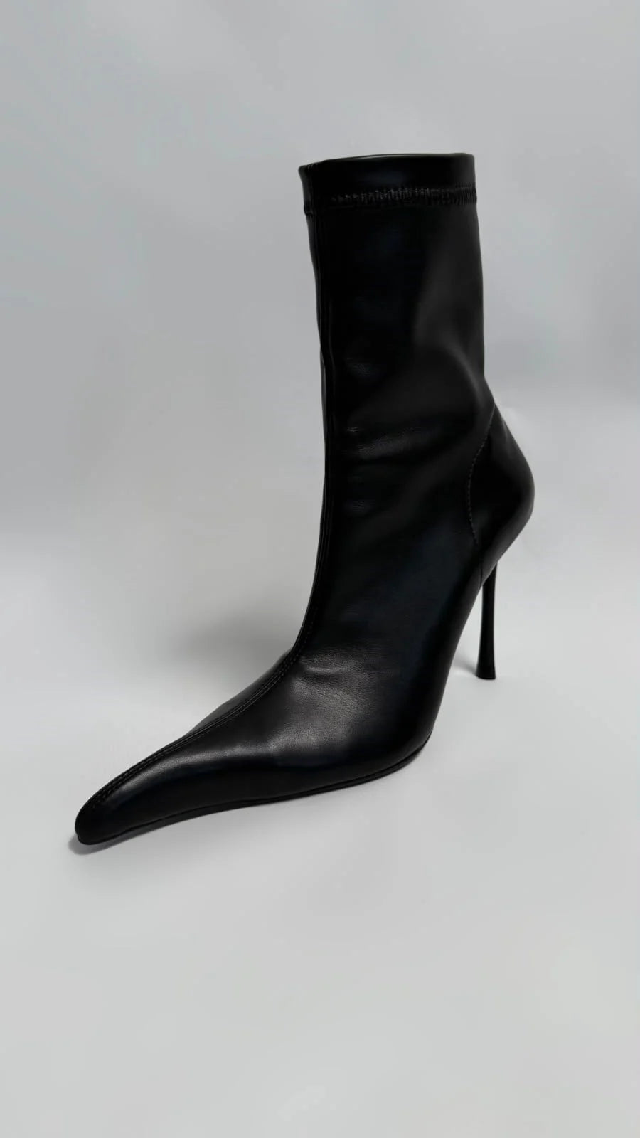 SELVÉRA Black Stretch Heeled Boots