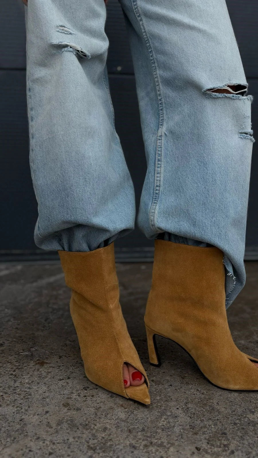SOLÉVIA Mustard Suede Heeled Ankle Boots