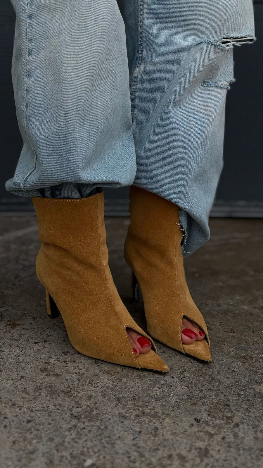 SOLÉVIA Mustard Suede Heeled Ankle Boots