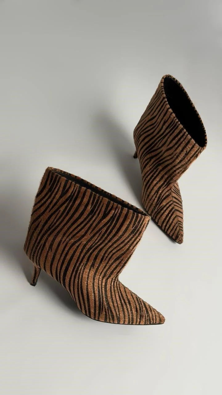 ZAVÉRIA Brown Zebra Suede Heeled Ankle Boots