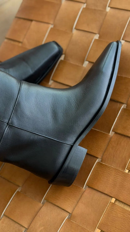 VELLORA Black Leather Knee-High Boots