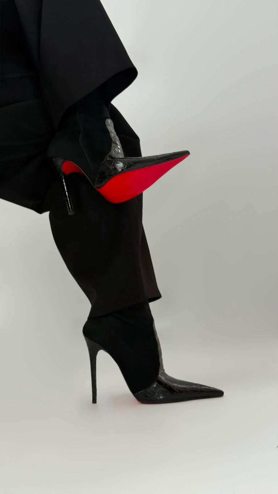 ELVÉNIA Black Stretch Heeled Boots