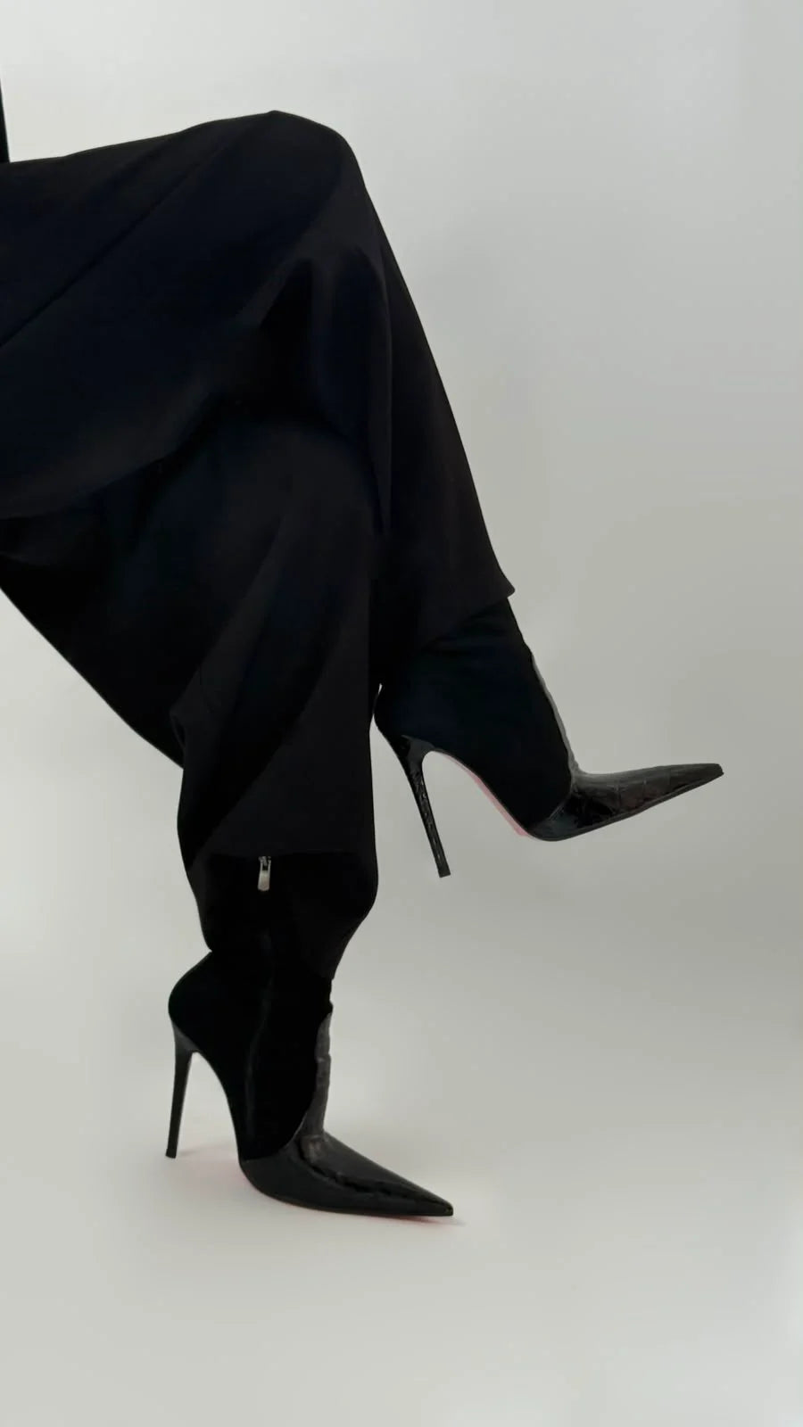 ELVÉNIA Black Stretch Heeled Boots