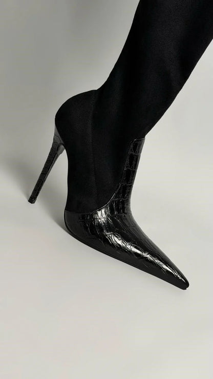 SAVÉLIA Black Patent Over-the-Knee Boots