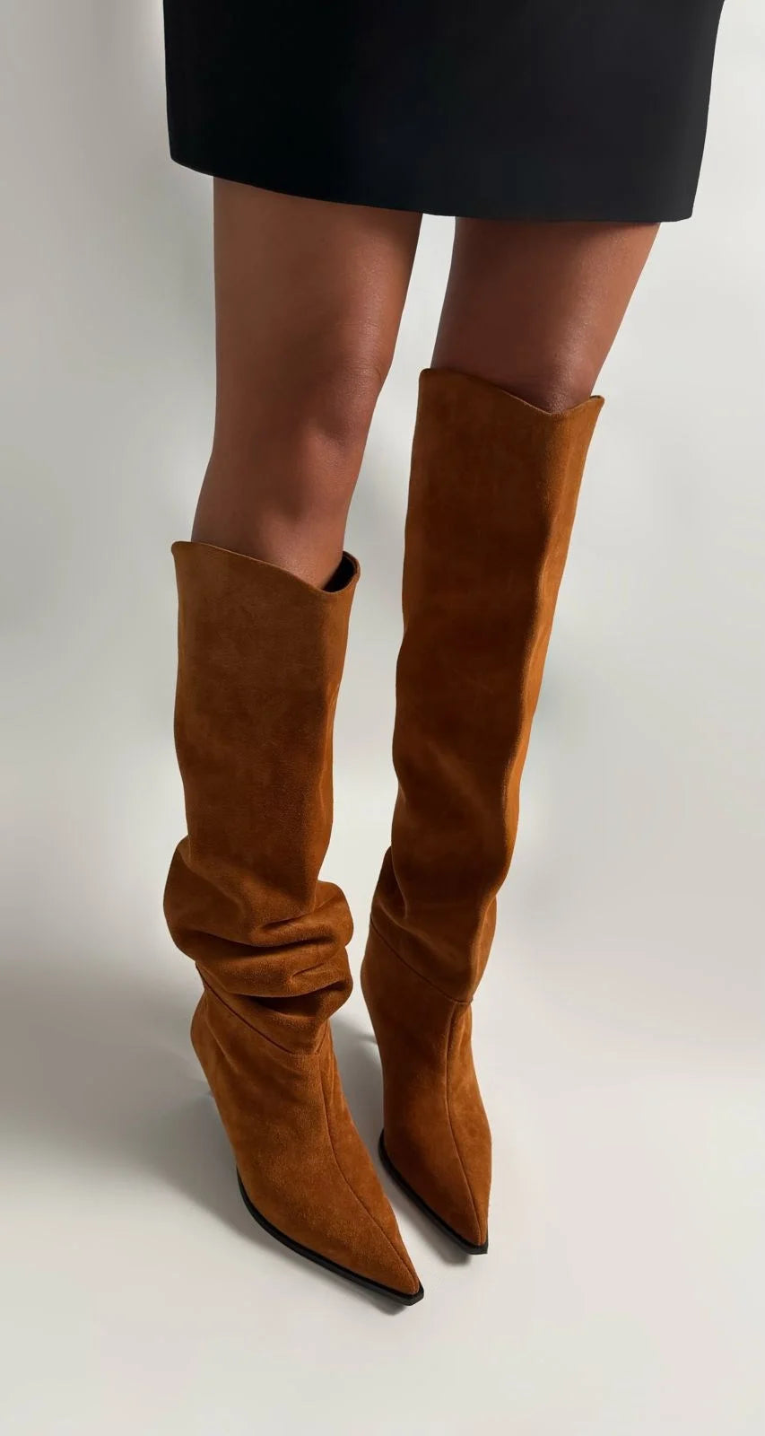 AURELIS Tan Suede Leather Heeled Boots