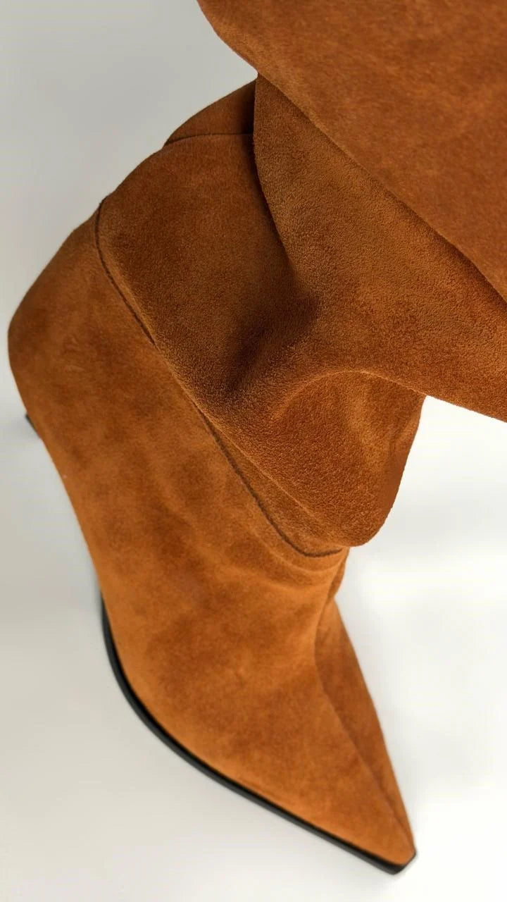 AURELIS Tan Suede Leather Heeled Boots