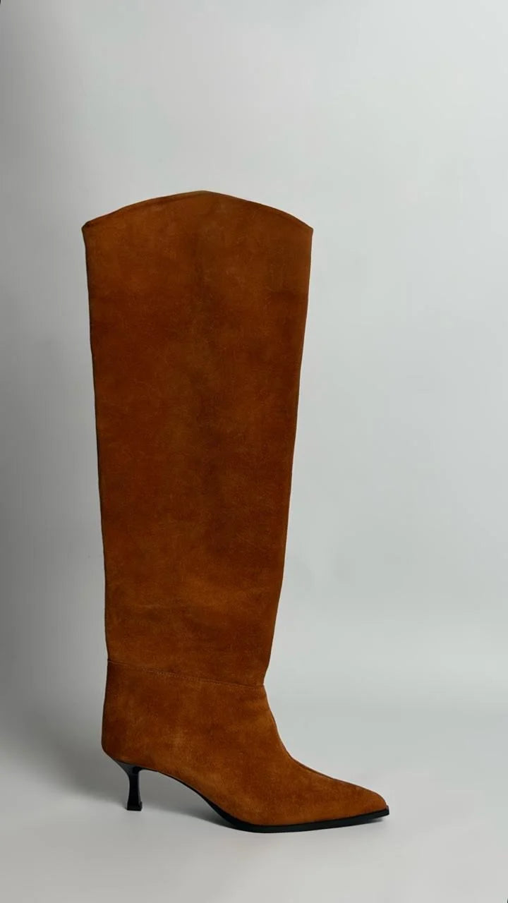 AURELIS Tan Suede Leather Heeled Boots